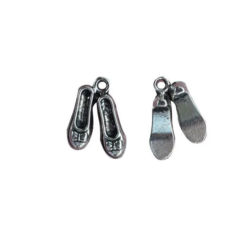 10 Pcs Tibetan Silver Shoe Pair Flat Pumps 19mm x 15mm 3D Charms Pendants