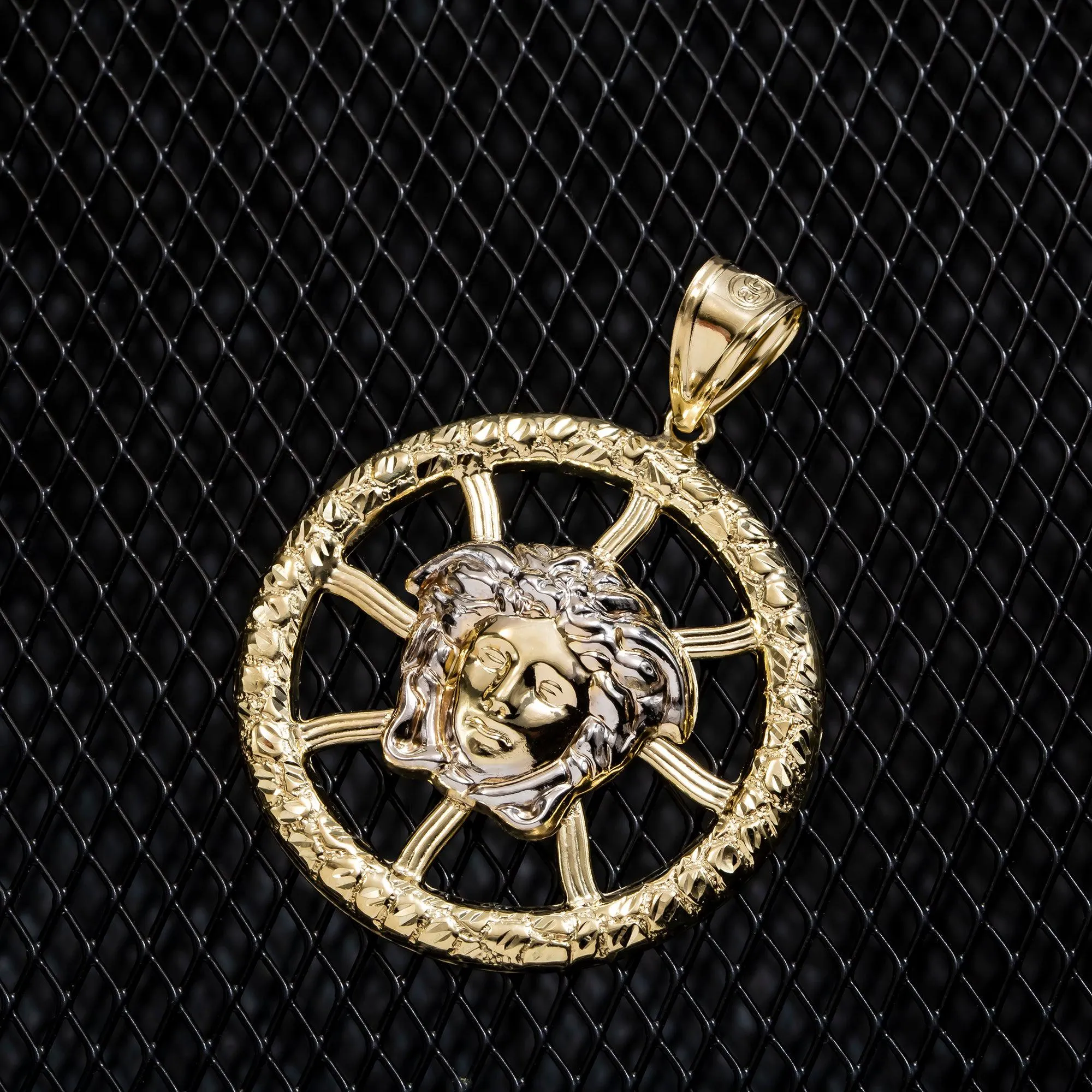 10K GOLD TWO TONE MEDUSA PENDANT 5.9G