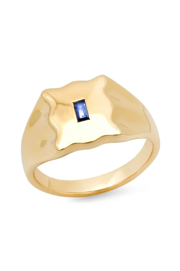 Blue Sapphire Baguette Form Signet Ring