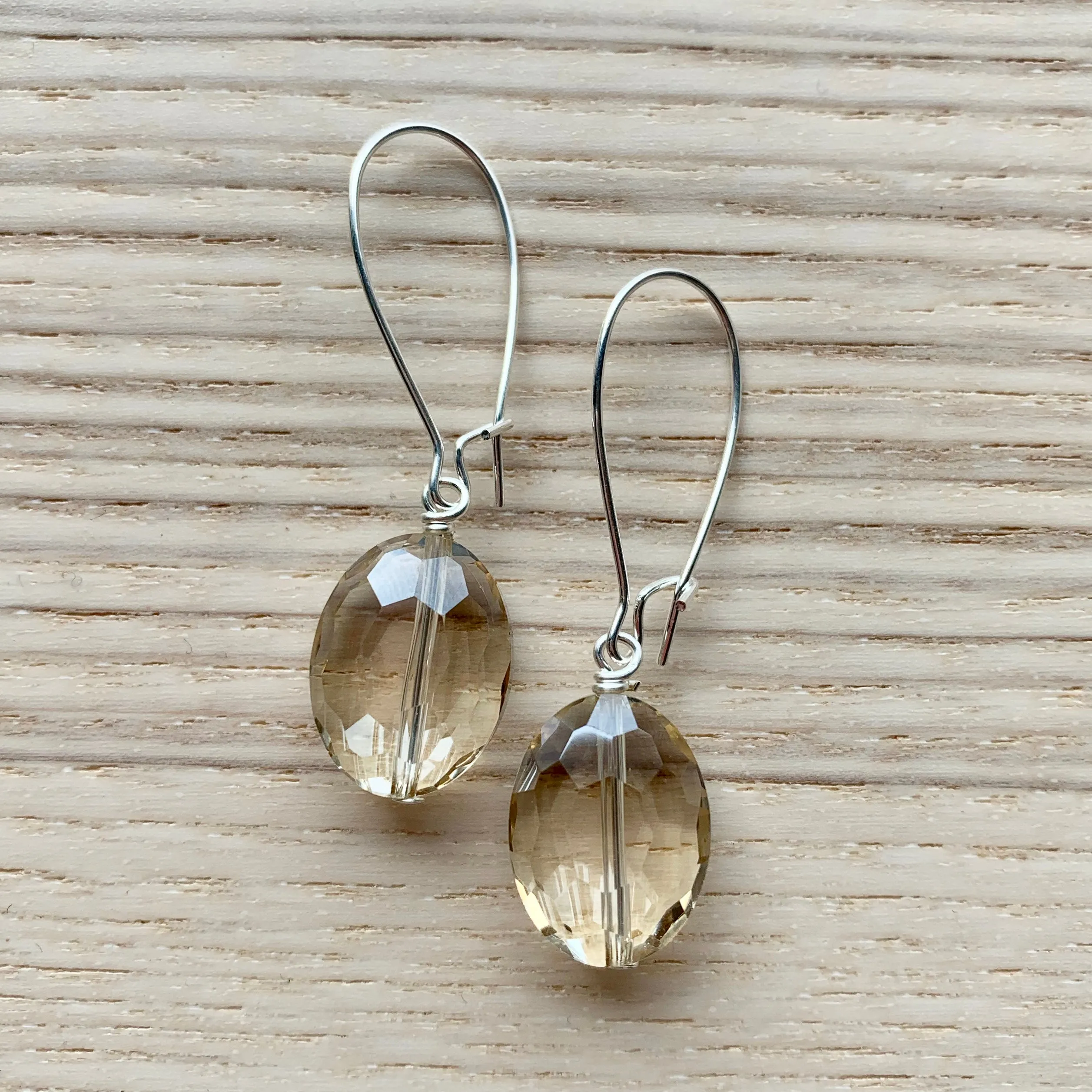 Jane Silver Glass Short Earrings