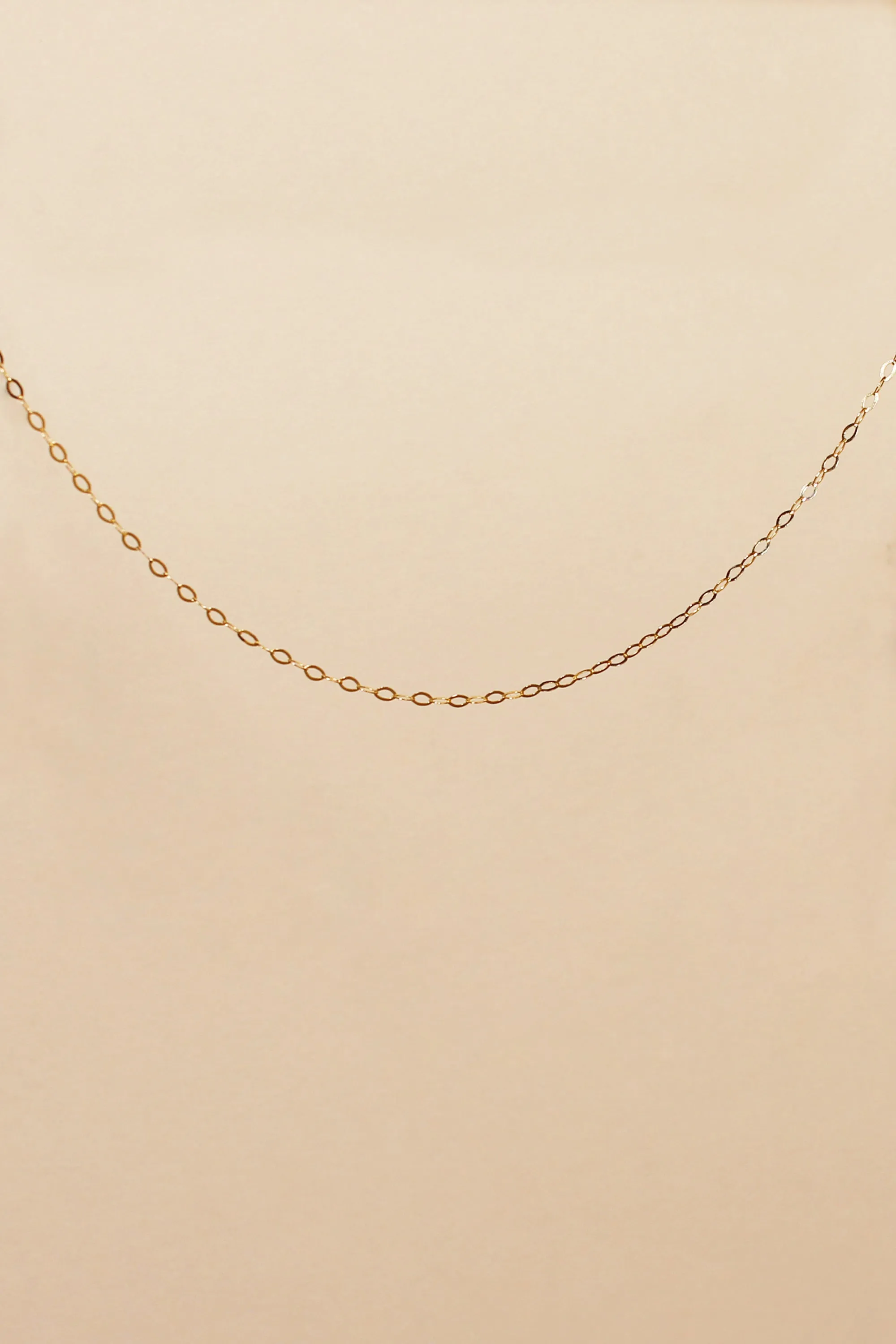 Solid Gold Shimmer Chain